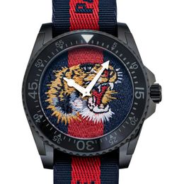 Gucci lion cheap watch