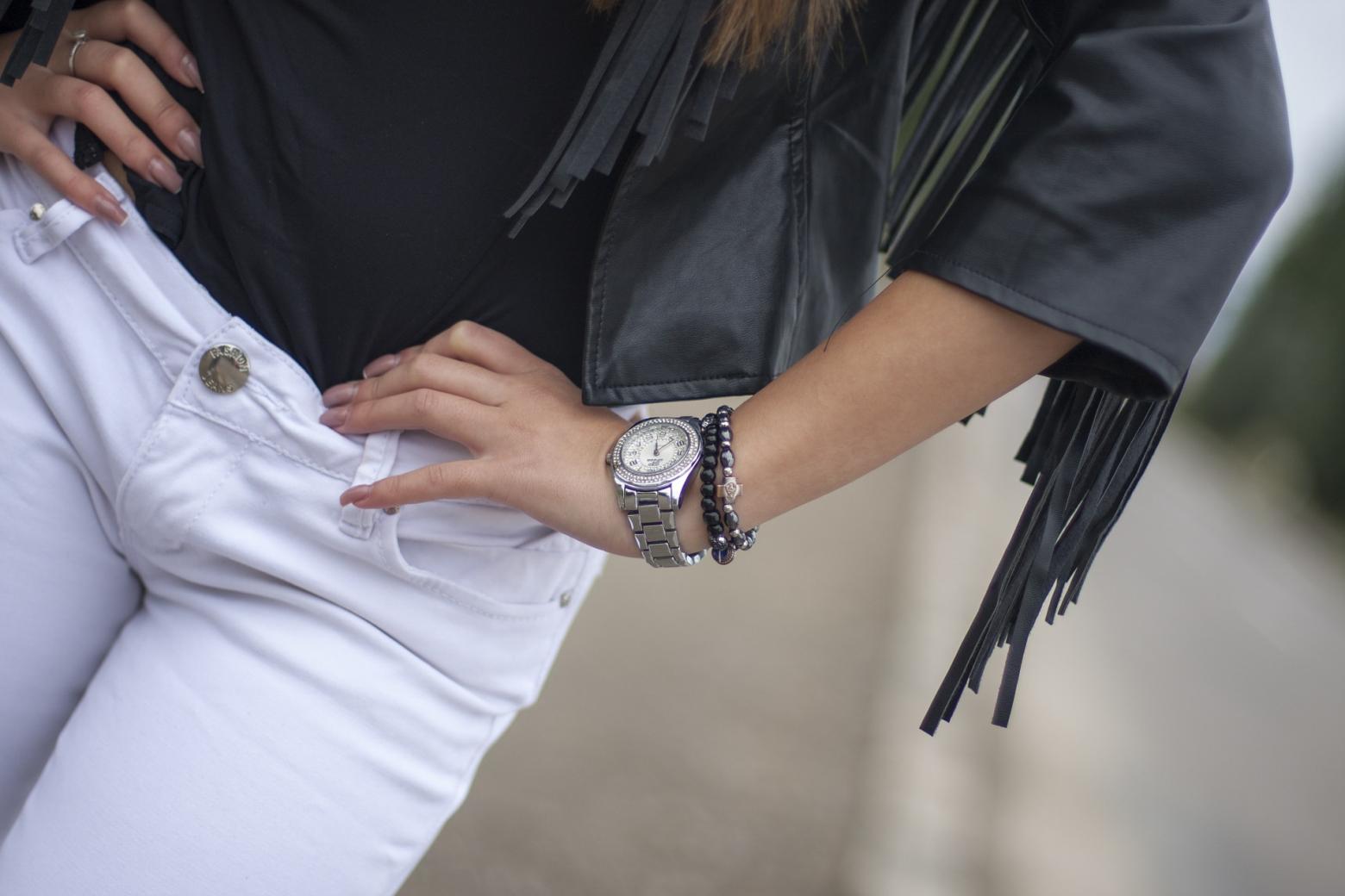 Dress up Yourself with The Best Accessories – Fashion Watches